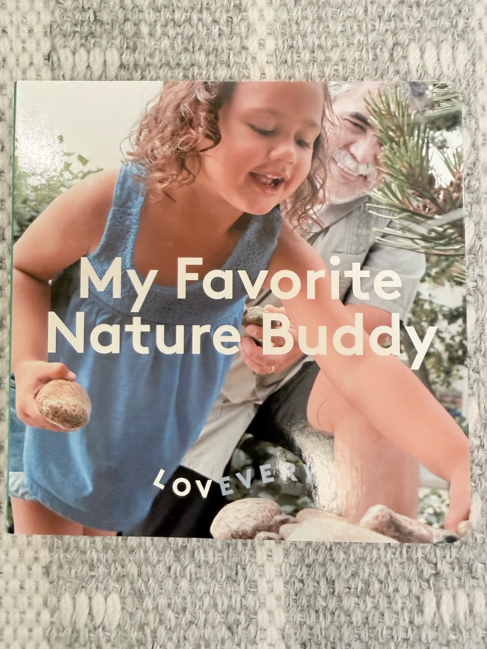 LOVEVERY Board Book - My Favorite Nature Buddy - excellent condtion